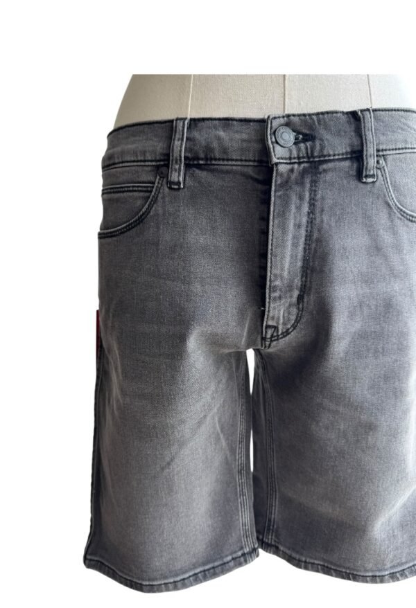 HUGO BOSS - DEMIN SHORTS - Image 15